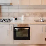 Central Downtown Unirii Apartment
